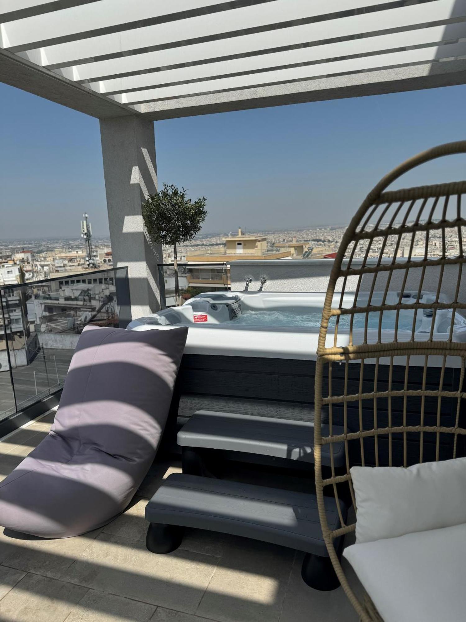 Sigma Suites Hotel Tesalonika Bagian luar foto